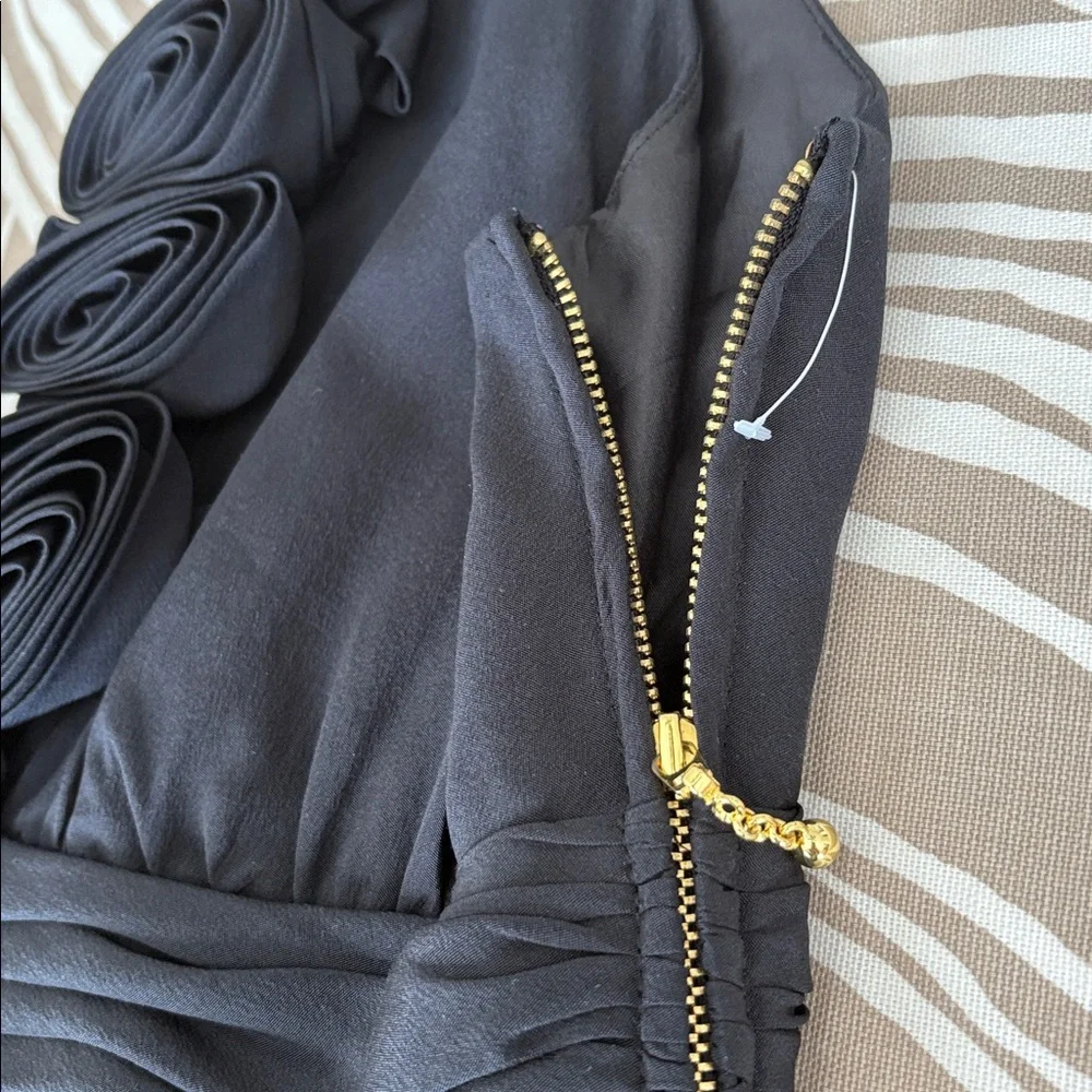 KATE SPADE black silk dressy top with side zipper - Picture 6 of 11